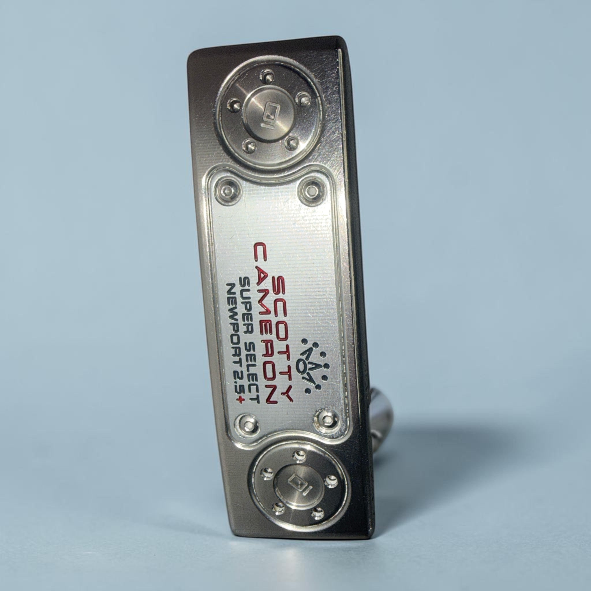 Pre-Owned Scotty Cameron Super Select Newport 2.5+ with Scotty Cameron Custom Shop Grip Excellent Condition