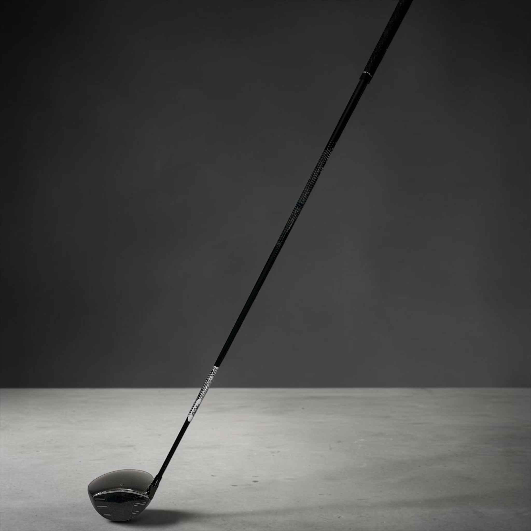 New TaylorMade Qi4D Driver 10.5 Degrees Reax 50R Regular Flex