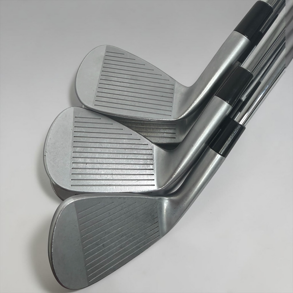 Pre-Owned TaylorMade 2023 P7MB 4-9 with Dynamic Gold Tour Issue S200