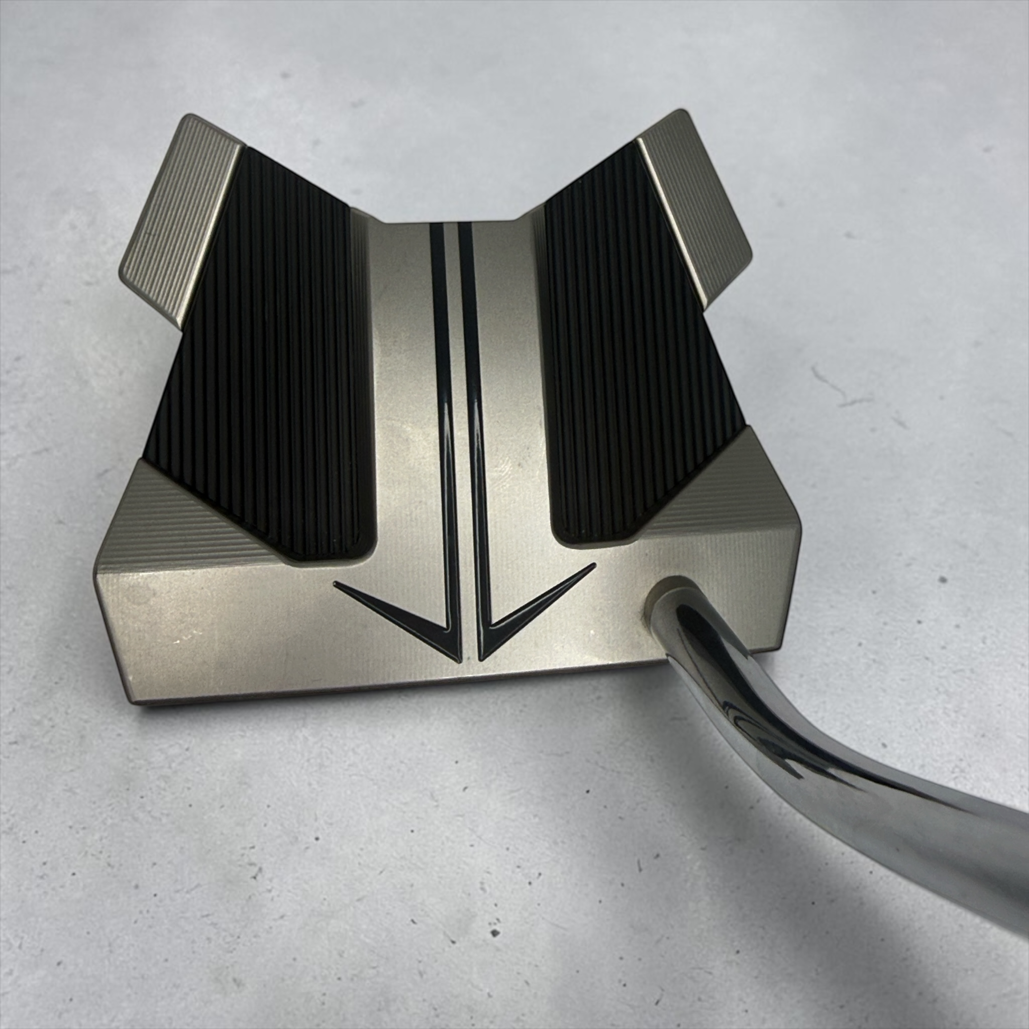 Pre-Owned 2024 Scotty Cameron Phantom 11.5 Putter 34"