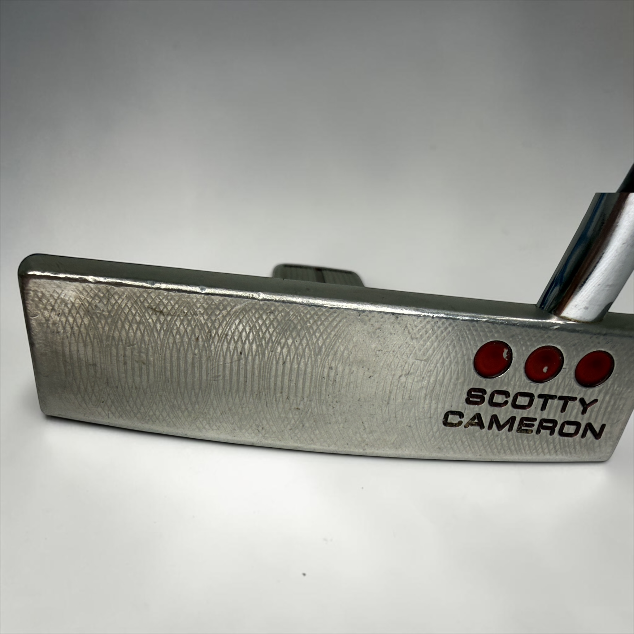Pre-Owned Scotty Cameron Studio Select Kombi 34" with New Super Stroke Pistol 2.0
