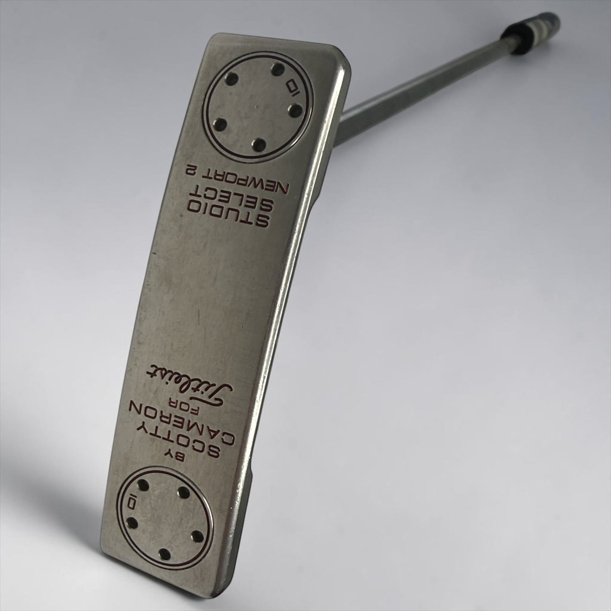 Pre Owned Scotty Cameron Studio Select Newport 2 Putter 34" with new Tour 1.0 grip